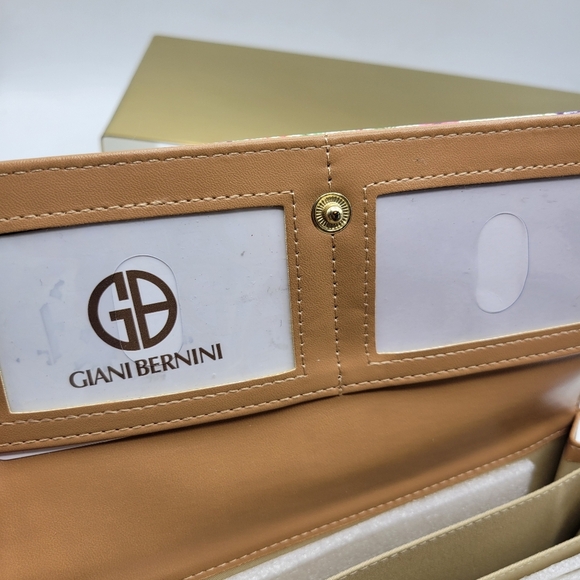 Giani Bernini Floral Women's Wallet • Large - Picture 7 of 8